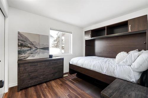 288 De La Seigneurie Boulevard, Winnipeg, MB - Indoor Photo Showing Bedroom