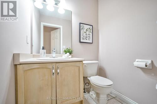 3 Resolute Drive, Hamilton, ON - Indoor Photo Showing Bathroom