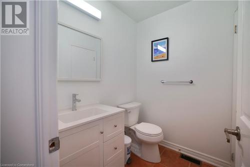 525 Leighland Drive, Waterloo, ON - Indoor Photo Showing Bathroom