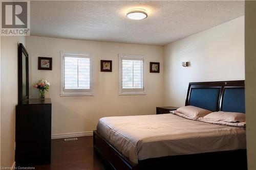 525 Leighland Drive, Waterloo, ON - Indoor Photo Showing Bedroom