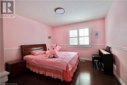 525 Leighland Drive, Waterloo, ON - Indoor Photo Showing Bedroom