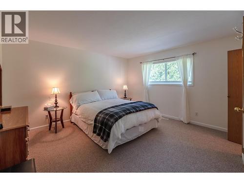44 Bayview Crescent, Osoyoos, BC - Indoor Photo Showing Bedroom