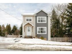 35 Rafting Drive  Middle Sackville, NS B4E 2W8