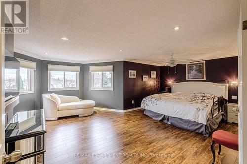 106 Rushdale Drive, Hamilton, ON - Indoor Photo Showing Bedroom