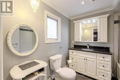 106 Rushdale Drive, Hamilton, ON - Indoor Photo Showing Bathroom