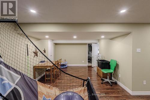 106 Rushdale Drive, Hamilton, ON - Indoor Photo Showing Other Room