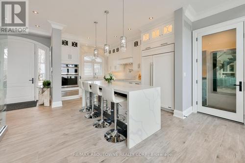 3188 Lakeshore Road, Burlington, ON - Indoor Photo Showing Dining Room