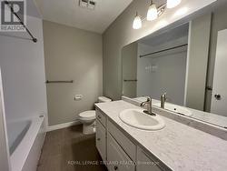 4 piece bathroom upstairs - 