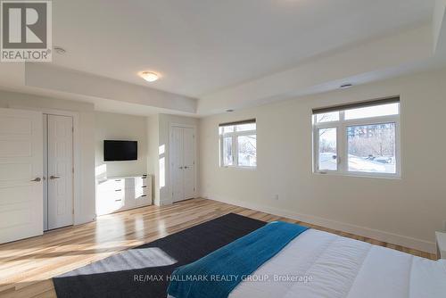 550 Guy Street, Ottawa, ON - Indoor Photo Showing Bedroom