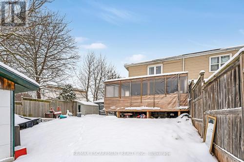 24 Eaton Place, Hamilton, ON - Outdoor