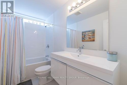 59 Douglas Avenue, Ottawa, ON - Indoor Photo Showing Bathroom