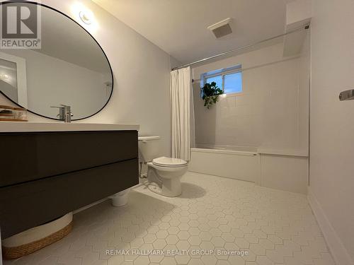 59 Douglas Avenue, Ottawa, ON - Indoor Photo Showing Bathroom