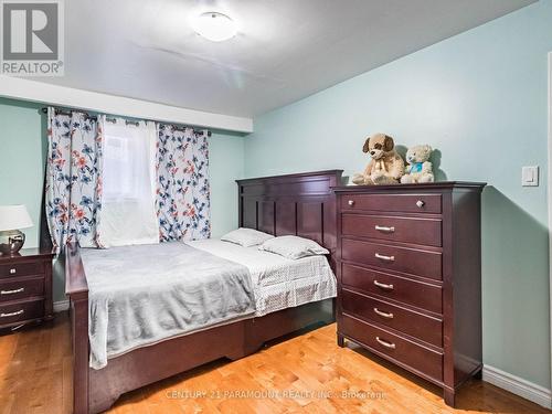 7805 Wildfern Drive, Mississauga, ON - Indoor Photo Showing Bedroom