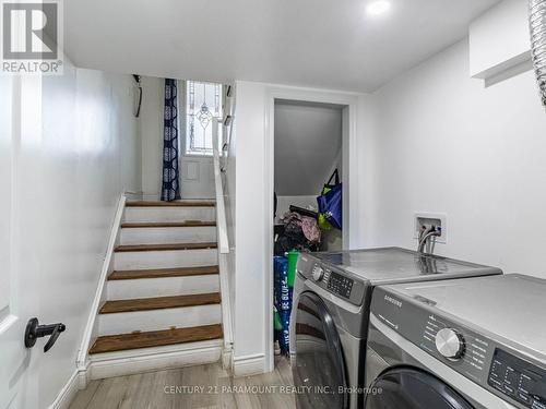 7805 Wildfern Drive, Mississauga, ON - Indoor Photo Showing Laundry Room