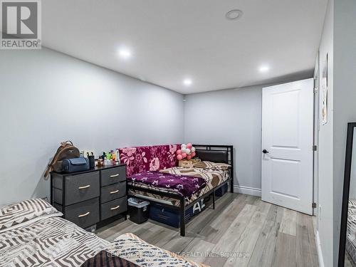 7805 Wildfern Drive, Mississauga, ON - Indoor Photo Showing Bedroom