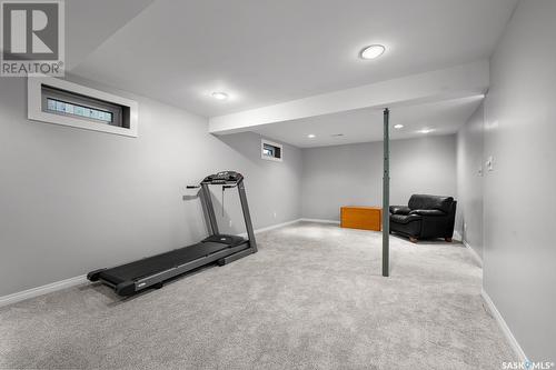 236 Lockwood Road, Regina, SK - Indoor Photo Showing Gym Room