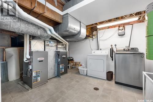 236 Lockwood Road, Regina, SK - Indoor Photo Showing Laundry Room