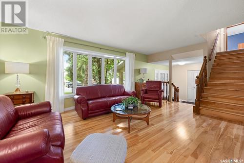 236 Lockwood Road, Regina, SK - Indoor Photo Showing Living Room