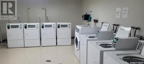 608 4615 Rae Street, Regina, SK - Indoor Photo Showing Laundry Room