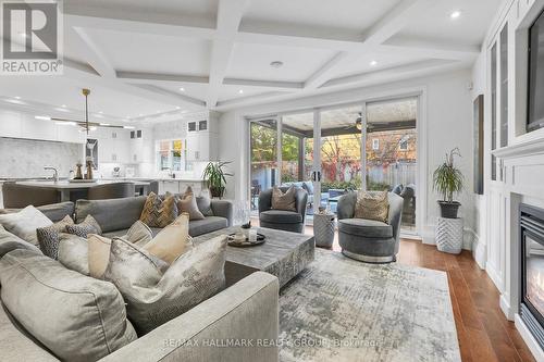 89 Fourth Avenue, Ottawa, ON - Indoor Photo Showing Living Room With Fireplace