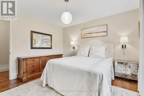 89 Fourth Avenue, Ottawa, ON - Indoor Photo Showing Bedroom