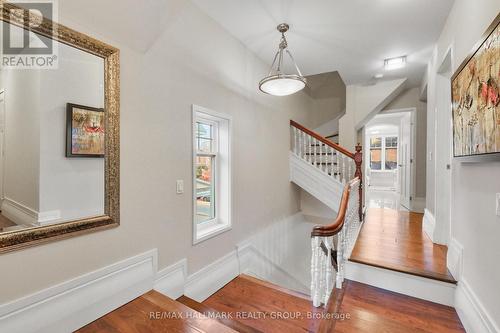 89 Fourth Avenue, Ottawa, ON - Indoor Photo Showing Other Room