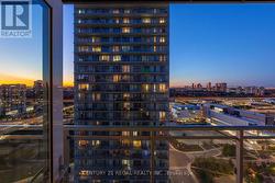 2110 - 365 PRINCE OF WALES DRIVE  Mississauga, ON L5B 0A1