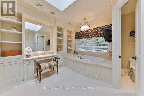 79 Pinewood Trail, Mississauga, ON - Indoor Photo Showing Bathroom