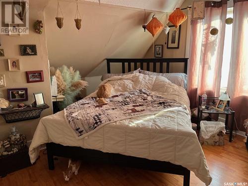 1417 Cameron Street, Regina, SK - Indoor Photo Showing Bedroom