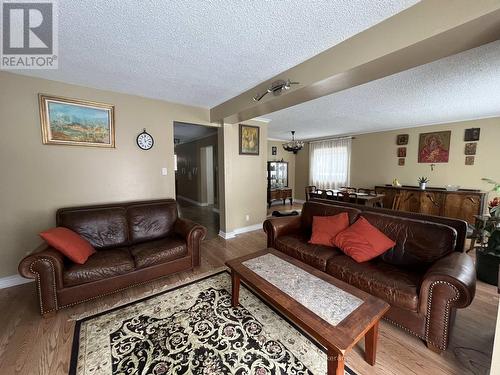 3631 Shadbush Court, Mississauga, ON - Indoor Photo Showing Living Room