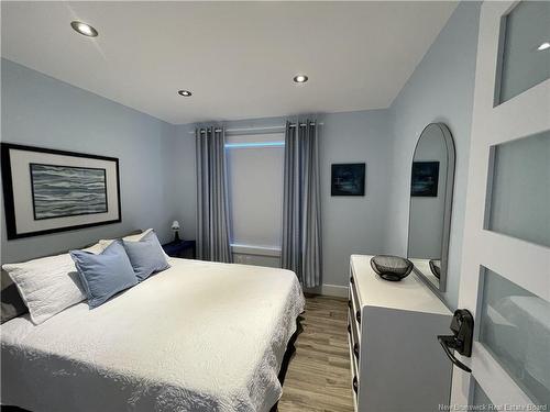 324 Champlain St, Dieppe, NB 