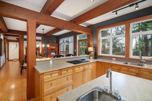 3065 Martin Rd, Campbell River, BC 