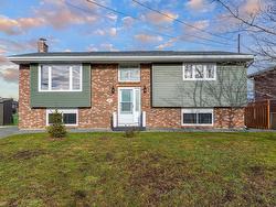 97 Wexford Road  Cole Harbour, NS B2V 1R8