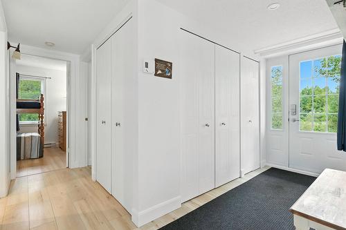 Hall d'entrée/Vestibule - 807 Ch. Des Éperviers, Piedmont, QC - Indoor