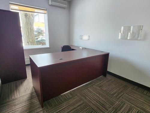 Office - 3-288 Rue St-Joseph, La Tuque, QC - Indoor Photo Showing Office