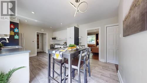 1924 Balsam Avenue, Mississauga, ON - Indoor Photo Showing Dining Room