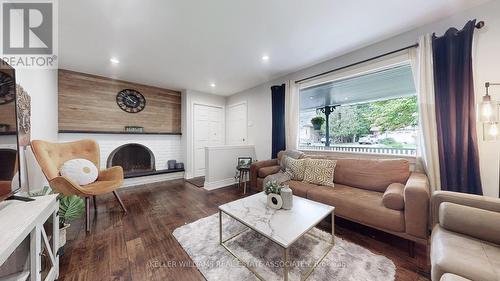 1924 Balsam Avenue, Mississauga, ON - Indoor Photo Showing Living Room With Fireplace