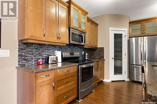 205 4721 Mctavish Street, Regina, SK - Indoor Photo Showing Kitchen With Stainless Steel Kitchen