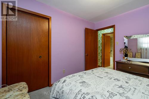 7388 Sills Road, Mississauga, ON - Indoor Photo Showing Bedroom