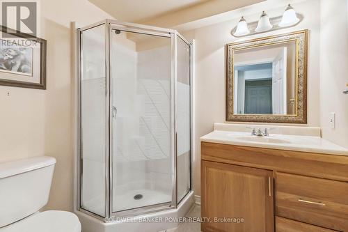 97 Tynedale Avenue, London, ON - Indoor Photo Showing Bathroom