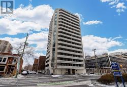 202 - 200 BAY STREET  Ottawa, ON K1R 7W8