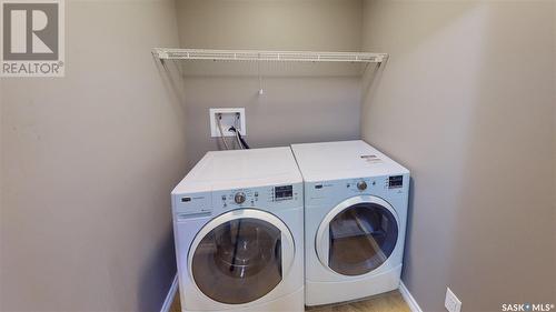 101 4100 Sandhill Crescent, Regina, SK - Indoor Photo Showing Laundry Room