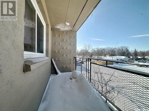 20 2620 5Th Avenue N, Regina, SK - Outdoor With Balcony With Exterior