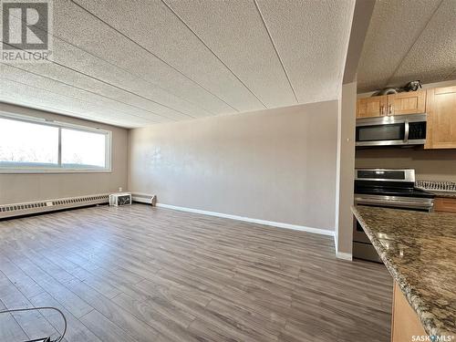 20 2620 5Th Avenue N, Regina, SK - Indoor