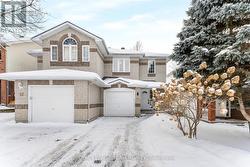 59 HIGHMONT COURT  Ottawa, ON K2T 1B2