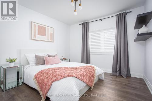 2204 Shardawn Mews, Mississauga, ON - Indoor Photo Showing Bedroom