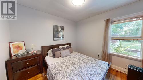 18 Connaught Avenue, London, ON - Indoor Photo Showing Bedroom