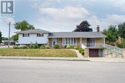 48 CRAWFORD DRIVE  Hamilton, ON L8H 2P1