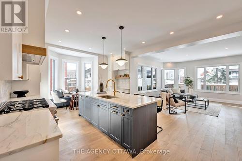 66 Barton Street, Ottawa, ON - Indoor Photo Showing Kitchen With Upgraded Kitchen