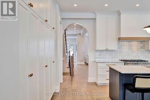 66 Barton Street, Ottawa, ON - Indoor Photo Showing Kitchen